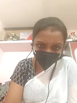 Snapshot of Tamil_Swathi chatting on February 4, 2026, 7:58 am Tamil Swathi online show from February 4, 2026, 7:58 am