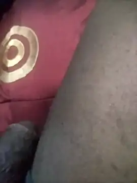 Snapshot of Blackveins32 chatting on October 17, 2025, 8:54 pm Blackveins32 online show from October 17, 2025, 8:54 pm