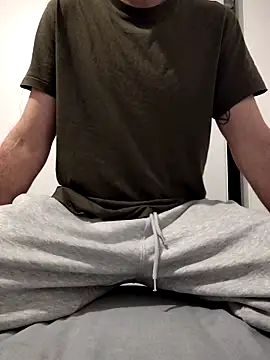 Snapshot of AD_Vu chatting on November 5, 2025, 5:16 pm AD Vu online show from November 5, 2025, 5:16 pm