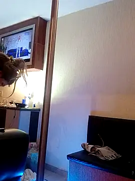 transreyna online show from November 13, 2025, 11:36 am