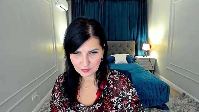 Moon Veloure1 online show from November 25, 2025, 3:07 am