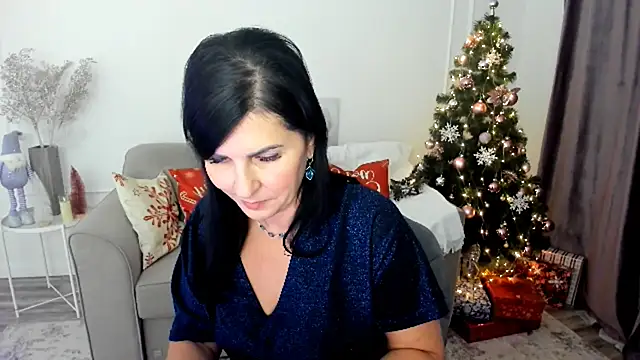 Moon Veloure1 online show from December 16, 2025, 3:44 am