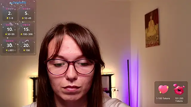 Snapshot of EllaCanny chatting on September 22, 2025, 8:09 am EllaCanny online show from September 22, 2025, 8:09 am