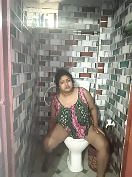 Deborbhavi222 online show from February 19, 2026, 9:28 am