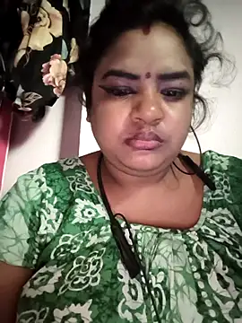 Snapshot of Deborbhavi222 chatting on May 16, 2026, 12:42 am Deborbhavi222 online show from May 16, 2026, 12:42 am