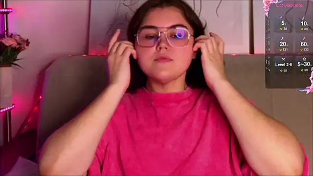 Snapshot of chatting on October 12, 2025, 8:59 am online show from October 12, 2025, 8:59 am