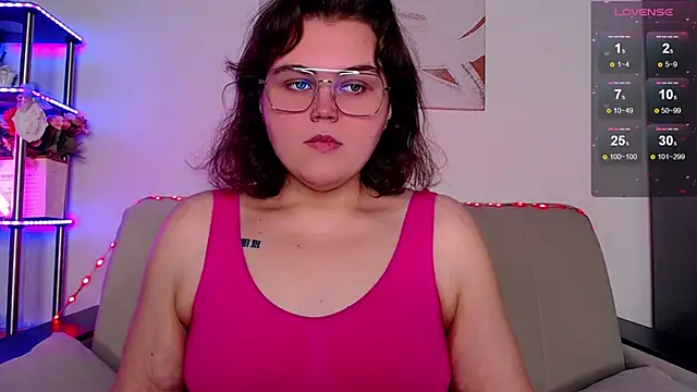 Snapshot of chatting on November 19, 2025, 4:34 am online show from November 19, 2025, 4:34 am