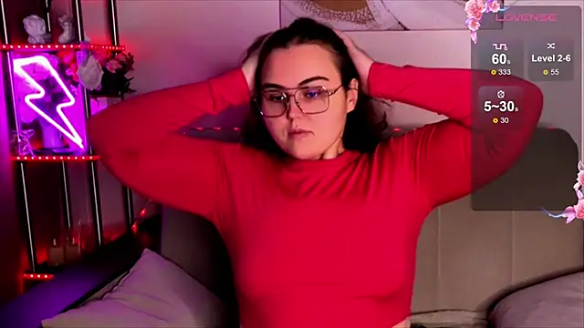 Snapshot of chatting on November 10, 2025, 5:34 am online show from November 10, 2025, 5:34 am