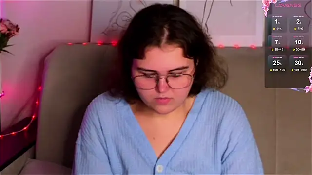 Snapshot of chatting on October 8, 2025, 10:50 am online show from October 8, 2025, 10:50 am