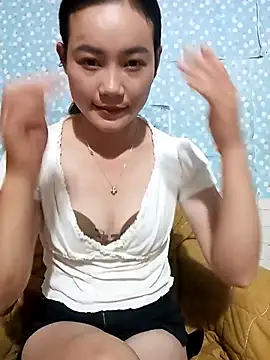 dorothyxx online show from October 7, 2025, 10:22 pm