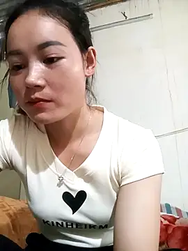 dorothyxx online show from October 6, 2025, 2:13 am