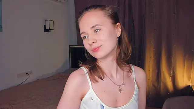 Snapshot of Crysta1Eva_ chatting on April 2, 2026, 8:04 pm Crysta1Eva online show from April 2, 2026, 8:04 pm