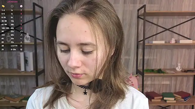 Snapshot of Crysta1Eva_ chatting on May 20, 2026, 8:17 pm Crysta1Eva online show from May 20, 2026, 8:17 pm