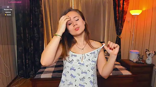 Crysta1Eva  online show from October 15, 2025, 7:49 am