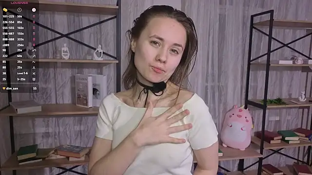 Snapshot of Crysta1Eva_ chatting on May 9, 2026, 8:23 pm Crysta1Eva online show from May 9, 2026, 8:23 pm