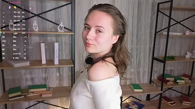Snapshot of Crysta1Eva_ chatting on April 16, 2026, 8:09 pm Crysta1Eva online show from April 16, 2026, 8:09 pm