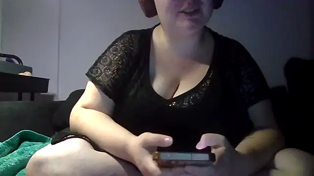 Snapshot of Katy2323 chatting on September 22, 2025, 7:09 pm Katy2323 online show from September 22, 2025, 7:09 pm