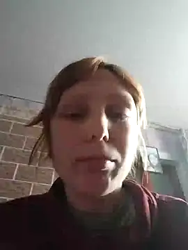Snapshot of Ponka2011 chatting on April 22, 2026, 5:25 am Ponka2011 online show from April 22, 2026, 5:25 am