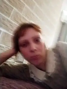 Ponka2011 online show from April 17, 2026, 4:37 am