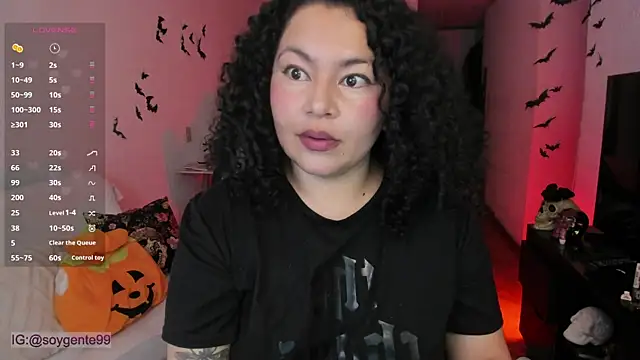 Snapshot of Chubby_Licius chatting on October 24, 2025, 11:48 pm Chubby Licius online show from October 24, 2025, 11:48 pm