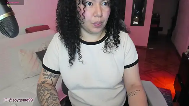 Snapshot of Chubby_Licius chatting on November 4, 2025, 12:03 am Chubby Licius online show from November 4, 2025, 12:03 am