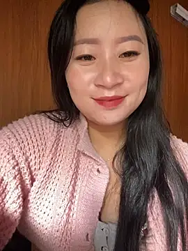 violet-00 online show from October 23, 2025, 12:53 am