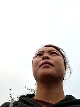 xuxulovezz online show from March 25, 2026, 11:58 pm