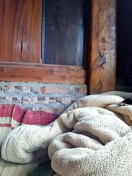 Snapshot of helenzz chatting on October 25, 2025, 12:54 am helenzz online show from October 25, 2025, 12:54 am