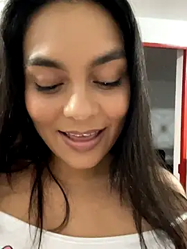 Snapshot of Selene_Wings22 chatting on October 3, 2025, 11:50 pm Selene Wings22 online show from October 3, 2025, 11:50 pm