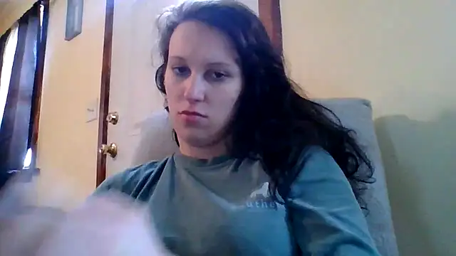 brunettebabexo3 online show from February 27, 2026, 5:02 pm