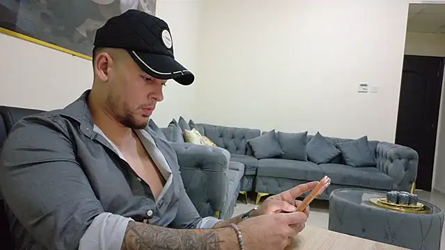 Snapshot of maximus888A chatting on June 8, 2026, 7:58 pm maximus888A online show from June 8, 2026, 7:58 pm