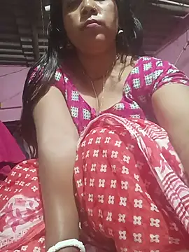 reya743 online show from February 5, 2026, 11:55 pm