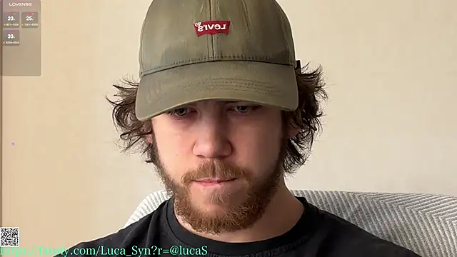 Snapshot of luca_syn chatting on November 27, 2025, 6:25 am luca syn online show from November 27, 2025, 6:25 am