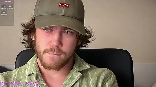 Snapshot of luca_syn chatting on November 17, 2025, 7:18 pm luca syn online show from November 17, 2025, 7:18 pm