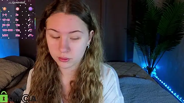 Elsie Cutties online show from February 2, 2026, 1:04 am