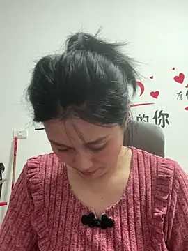 Snapshot of aoyo66 chatting on May 1, 2026, 12:43 pm aoyo66 online show from May 1, 2026, 12:43 pm