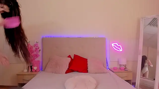 Snapshot of TrishaDarks chatting on January 16, 2026, 6:28 am TrishaDarks online show from January 16, 2026, 6:28 am