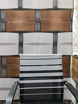 Snapshot of Soni_cute86526 chatting on December 15, 2025, 4:51 am Soni cute86526 online show from December 15, 2025, 4:51 am