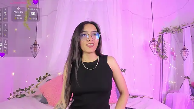 eimi rosse18 online show from April 14, 2026, 1:05 pm