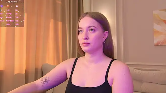 Snapshot of Eva_Haris chatting on October 9, 2025, 11:00 am Eva Haris online show from October 9, 2025, 11:00 am