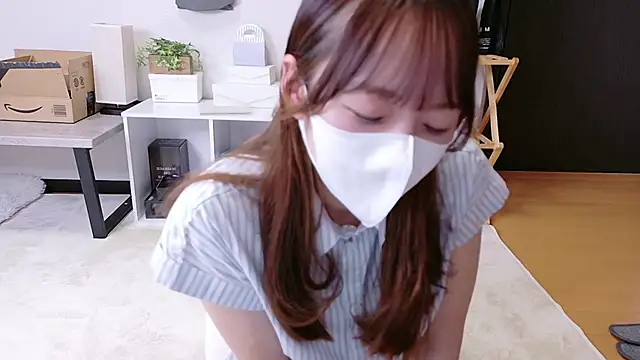 Snapshot of saku_sakura_ chatting on October 8, 2025, 12:28 pm saku sakura  online show from October 8, 2025, 12:28 pm