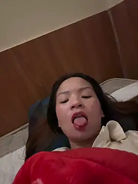    Dorry02    online show from October 11, 2025, 5:19 am