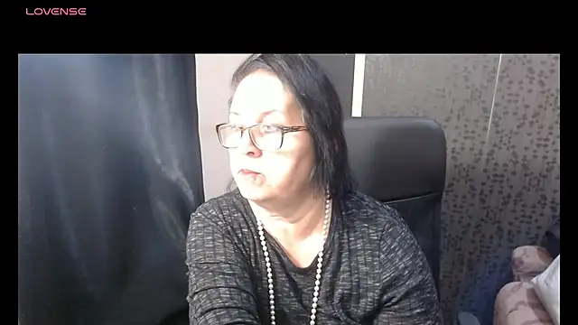 MissSanjanne online show from January 9, 2026, 8:05 pm