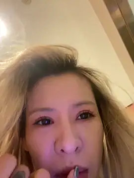 Snapshot of miumiu-66 chatting on February 28, 2026, 12:54 am miumiu-66 online show from February 28, 2026, 12:54 am