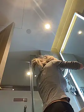 Snapshot of miumiu-66 chatting on February 12, 2026, 8:25 am miumiu-66 online show from February 12, 2026, 8:25 am