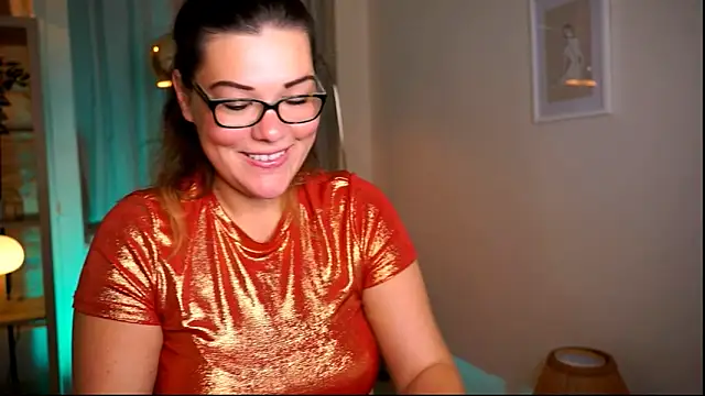 mrs fllowerr online show from October 28, 2025, 8:30 pm