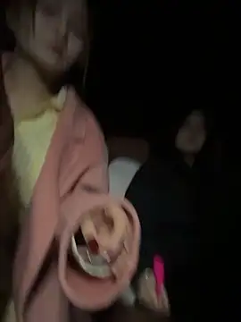 Snapshot of Sio-Ker chatting on November 17, 2025, 4:00 pm Sio-Ker online show from November 17, 2025, 4:00 pm