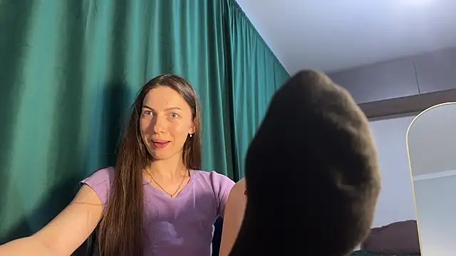Snapshot of Prettyyy_Angel chatting on June 26, 2026, 2:01 pm Prettyyy Angel online show from June 26, 2026, 2:01 pm