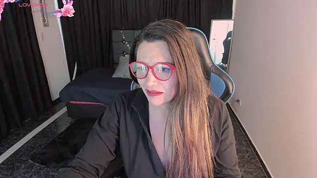 Hanna MA online show from October 23, 2025, 3:43 pm