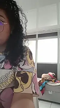 Snapshot of LondonHilton chatting on February 28, 2026, 9:25 pm LondonHilton online show from February 28, 2026, 9:25 pm